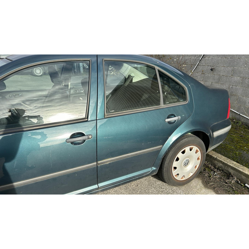 Pompe de direction VOLKSWAGEN BORA Photo n°13