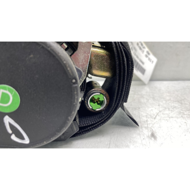 Pretensionneur de ceinture avant droit VOLKSWAGEN FOX Photo n°3