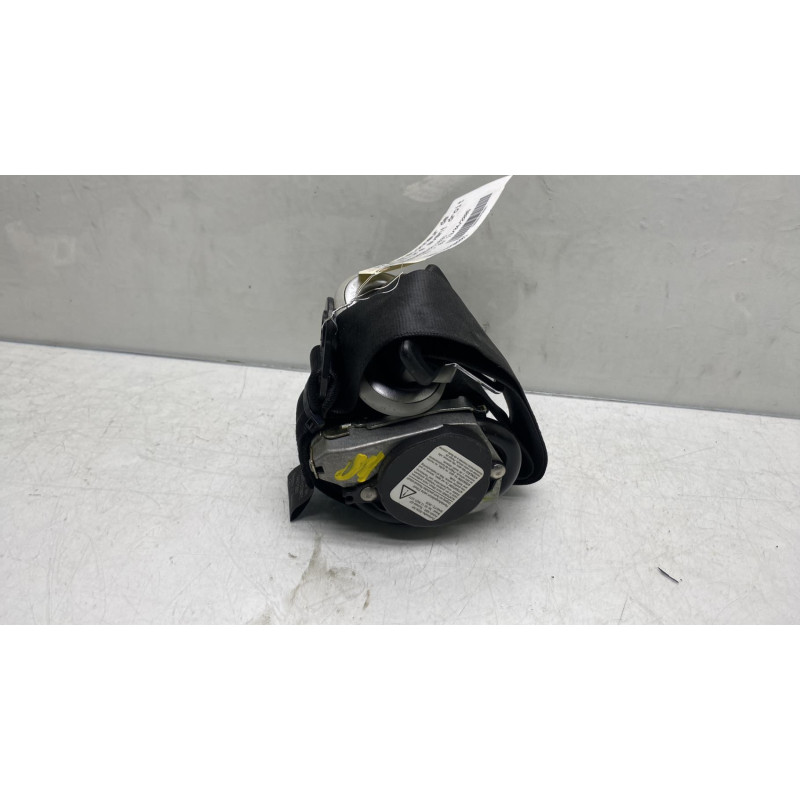 Pretensionneur de ceinture avant droit VOLKSWAGEN FOX Photo n°4
