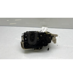 Serrure avant droit VOLKSWAGEN POLO 4