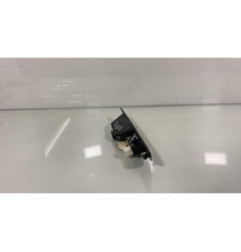 Interrupteur de leve vitre arriere droit PEUGEOT 208 2 Photo n°1
