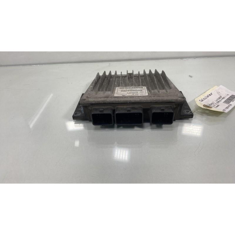Calculateur moteur RENAULT CLIO 2 CAMPUS Photo n°1