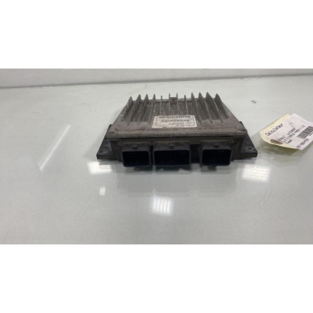 Calculateur moteur RENAULT CLIO 2 CAMPUS Photo n°1