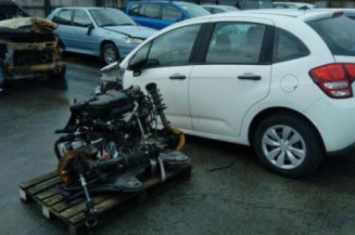 Pare boue arriere droit CITROEN C3 2