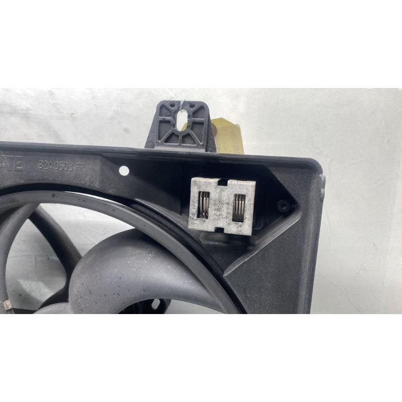 Moto ventilateur radiateur CITROEN C3 1 Photo n°4