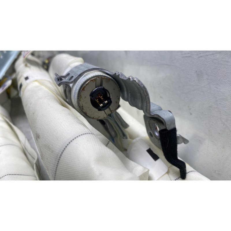 Air bag rideau droit TOYOTA VERSO Photo n°1