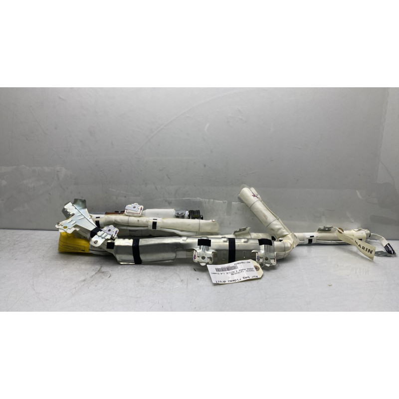 Air bag rideau droit TOYOTA VERSO Photo n°2