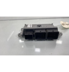 Calculateur moteur PEUGEOT 208 1