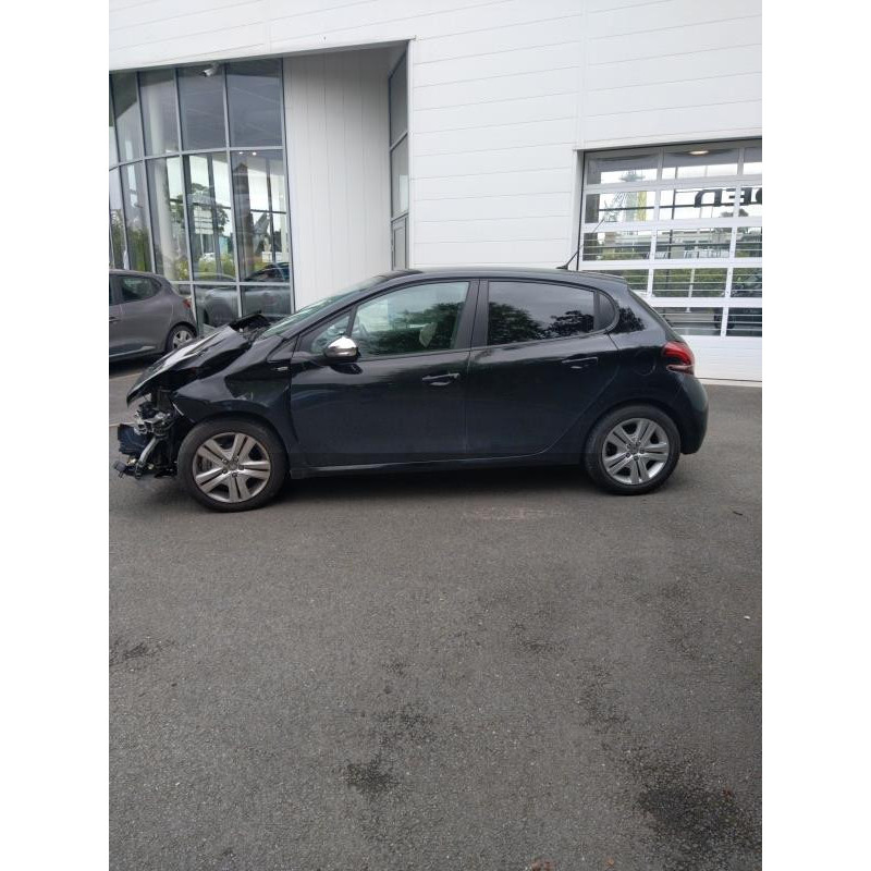 Cremaillere assistee PEUGEOT 208 1 Photo n°4