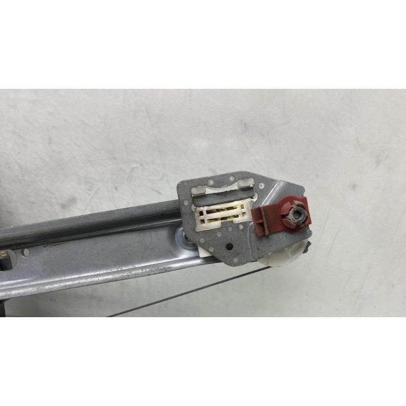 Leve vitre electrique arriere droit BMW SERIE 3 E46 Photo n°1