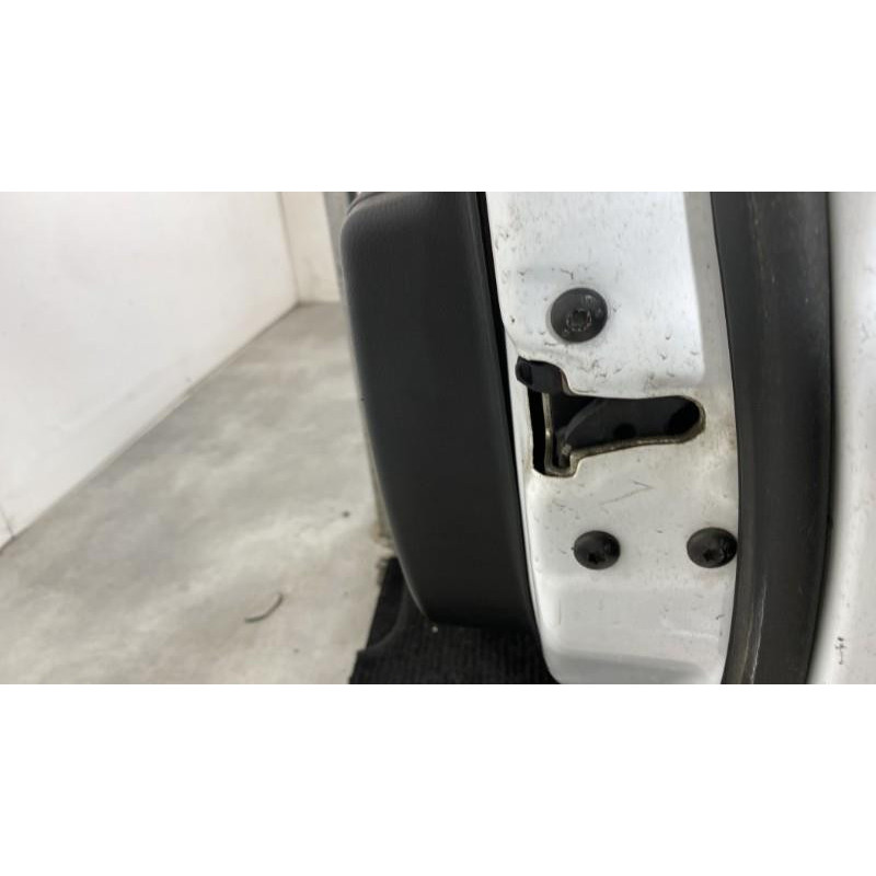 Porte avant droit FORD FIESTA 5 Photo n°10