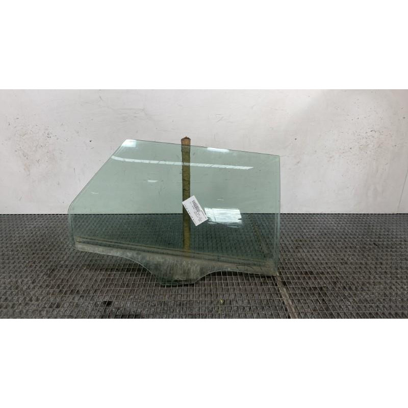 Vitre arriere droit FORD MONDEO 4 Photo n°2