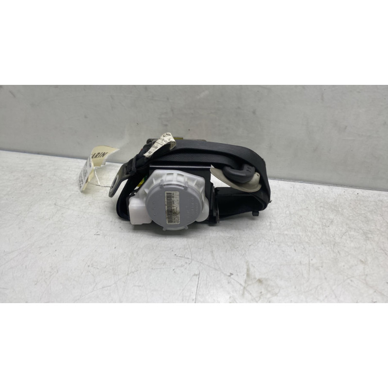 Pretensionneur de ceinture avant droit TOYOTA AURIS 1 Photo n°2
