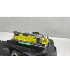 Pretensionneur de ceinture avant gauche TOYOTA AURIS 1