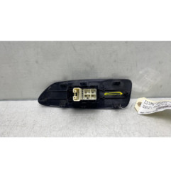 Interrupteur de leve vitre avant droit TOYOTA AURIS 1
