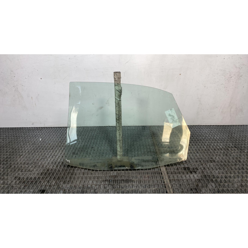 Vitre arriere droit AUDI A4 1 Photo n°4