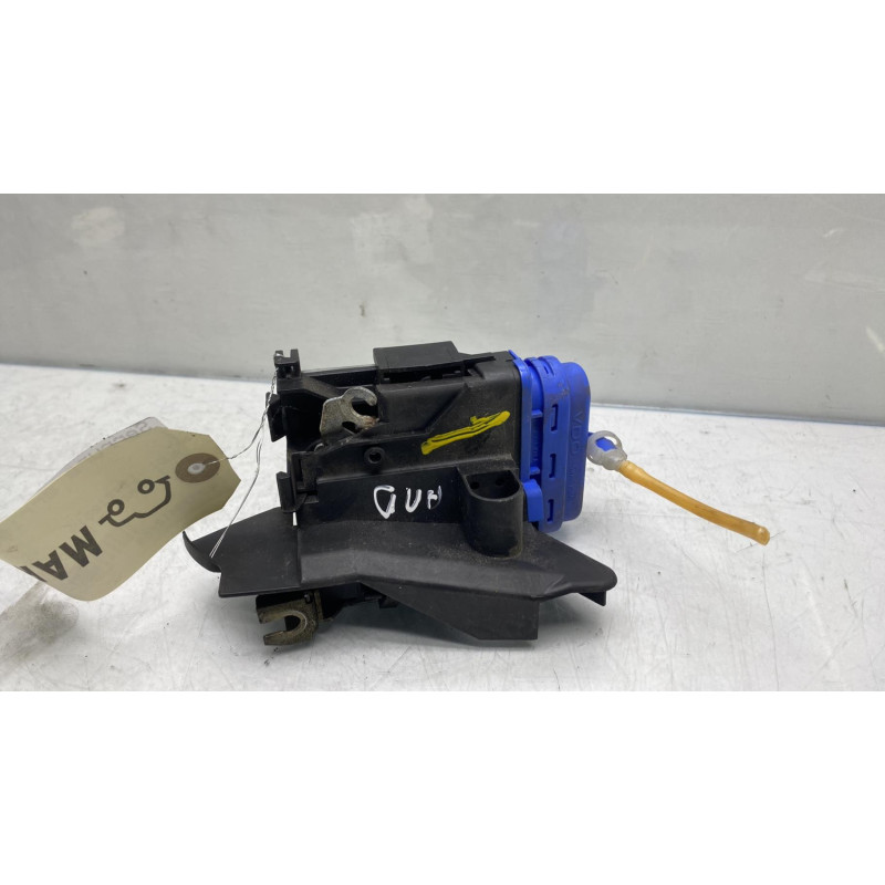 Serrure arriere droit AUDI A4 1 Photo n°3