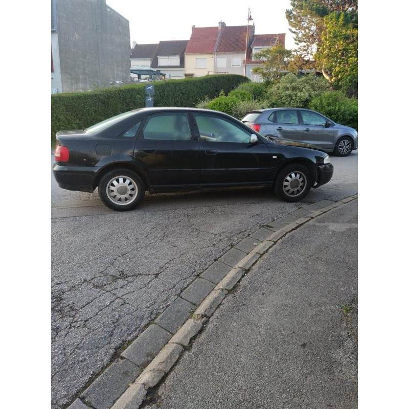 Serrure arriere gauche AUDI A4 1 Photo n°14