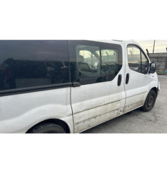 Poignee porte laterale gauche RENAULT TRAFIC 2