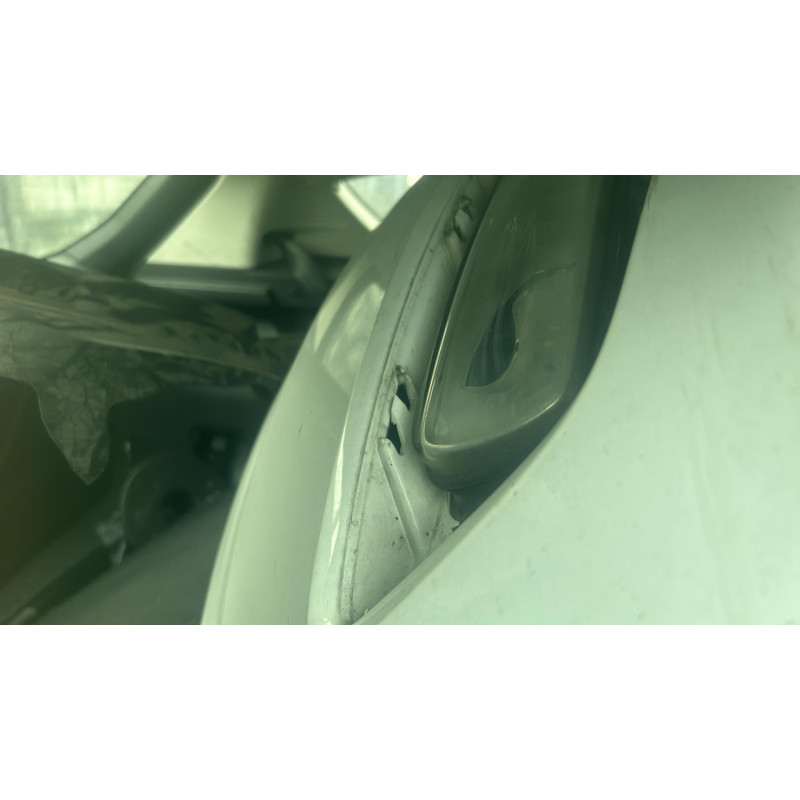 Feu arriere stop central FORD C-MAX 2 Photo n°10