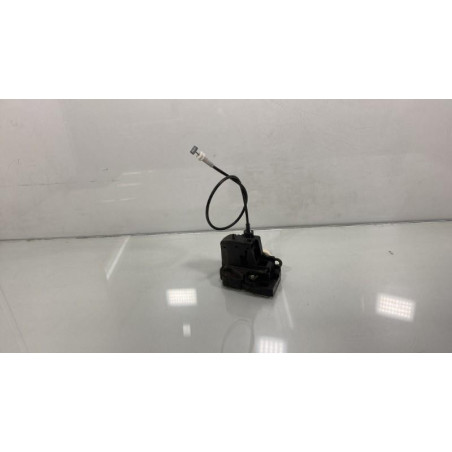 Serrure avant droit RENAULT SCENIC 1