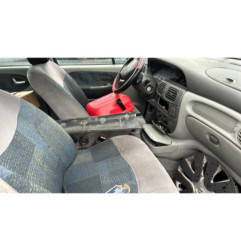 Serrure avant droit RENAULT SCENIC 1