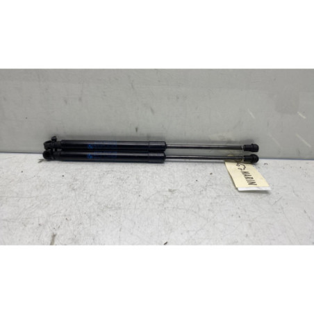 Verin de capot BMW SERIE 1 E82 Photo n°1