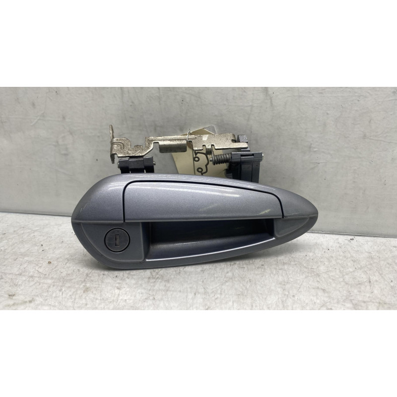 Poignee porte avant droit FIAT GRANDE PUNTO Photo n°1