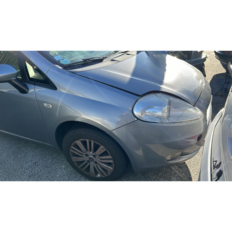 Compresseur clim FIAT GRANDE PUNTO Photo n°5