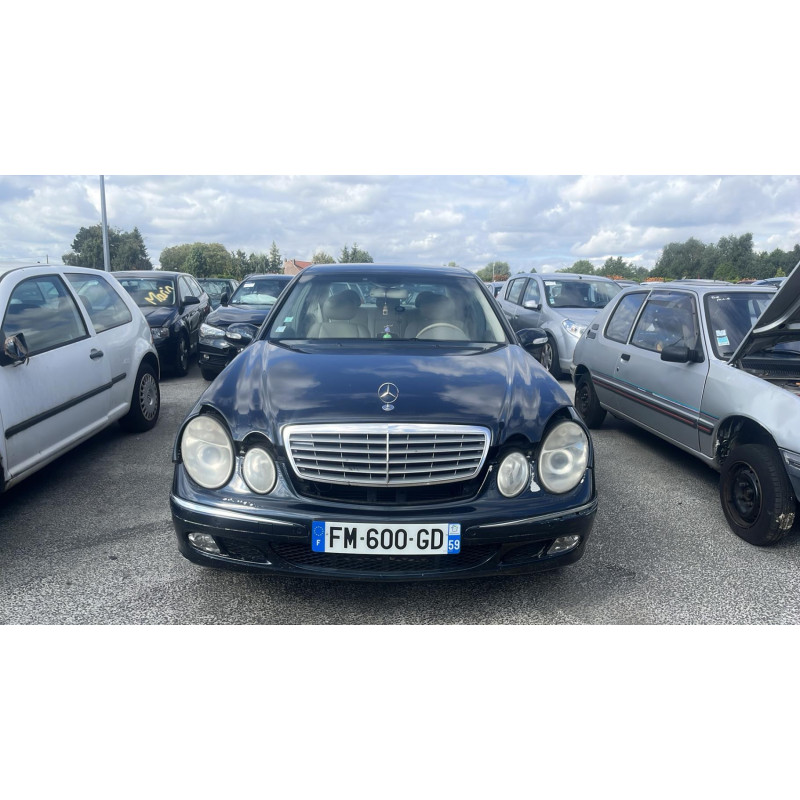 Trappe d'essence MERCEDES CLASSE E 211 Photo n°8
