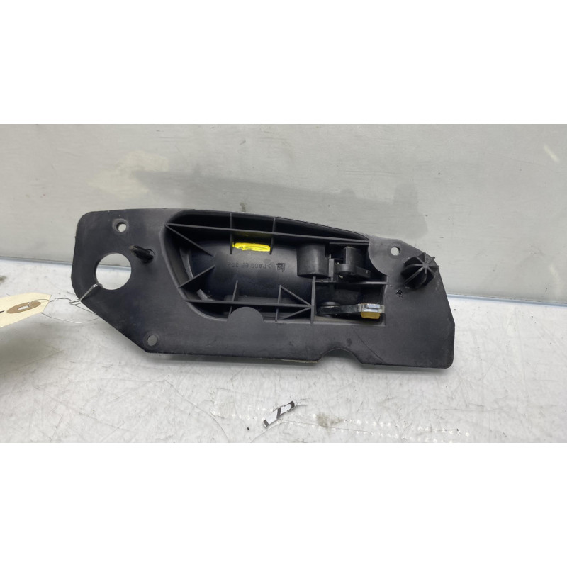 Poignee interieur arriere gauche PEUGEOT 607 Photo n°1