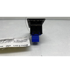 Bouton de warning VOLKSWAGEN SCIROCCO 3 Photo n°1