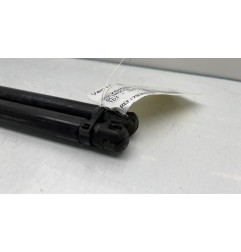 Verin de coffre VOLKSWAGEN SCIROCCO 3