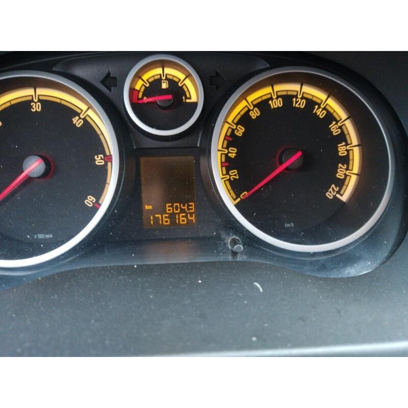 Aile avant droit OPEL CORSA D Photo n°6