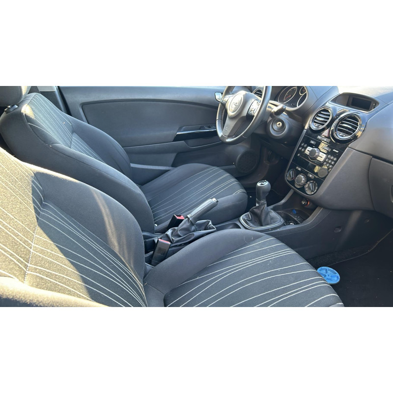Aile avant droit OPEL CORSA D Photo n°11