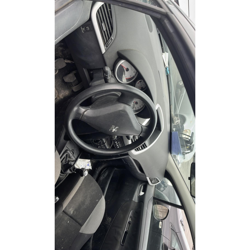 Air bag conducteur PEUGEOT 207 Photo n°15