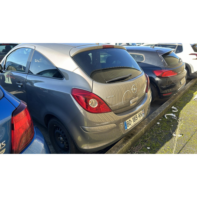 Compresseur clim OPEL CORSA D Photo n°8