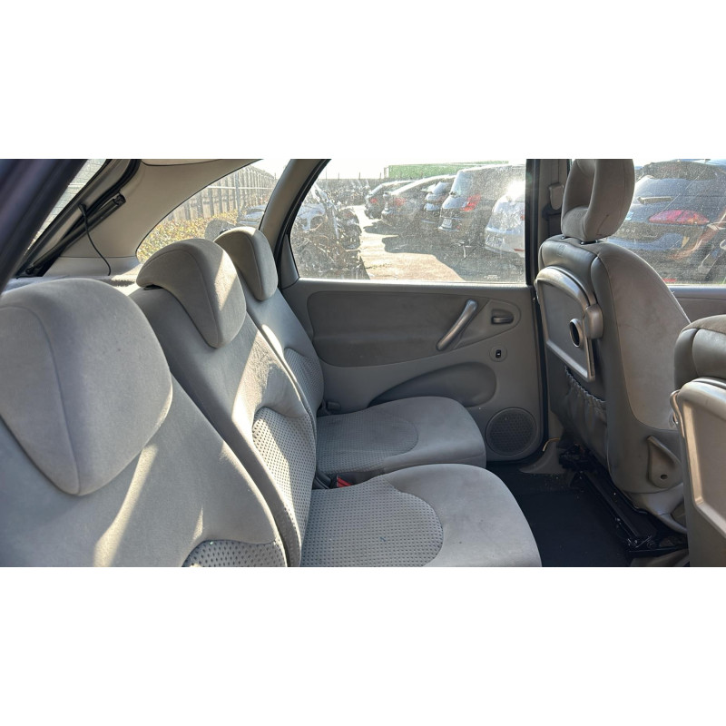 Pompe de direction CITROEN XSARA PICASSO Photo n°12