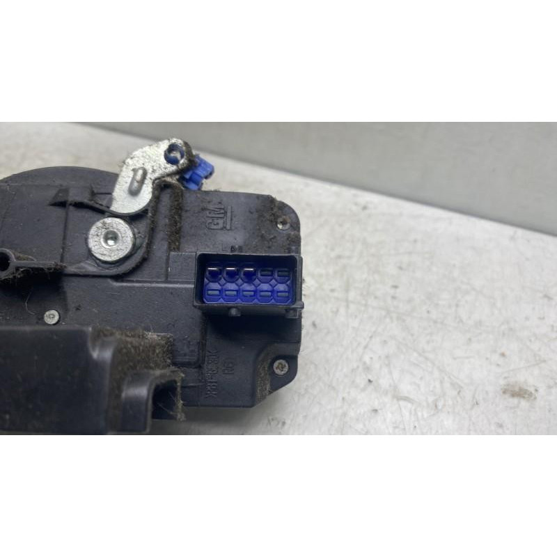 Serrure avant droit RENAULT TRAFIC 2 Photo n°1