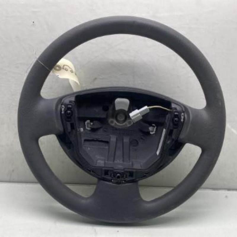 Volant RENAULT CLIO 2 CAMPUS Photo n°1
