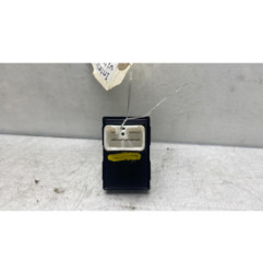 Interrupteur de leve vitre avant droit KIA PRO-CEED 1