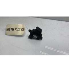 Interrupteur de leve vitre arriere gauche NISSAN QASHQAI 1