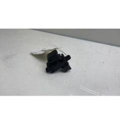 Interrupteur de leve vitre arriere gauche NISSAN QASHQAI 1