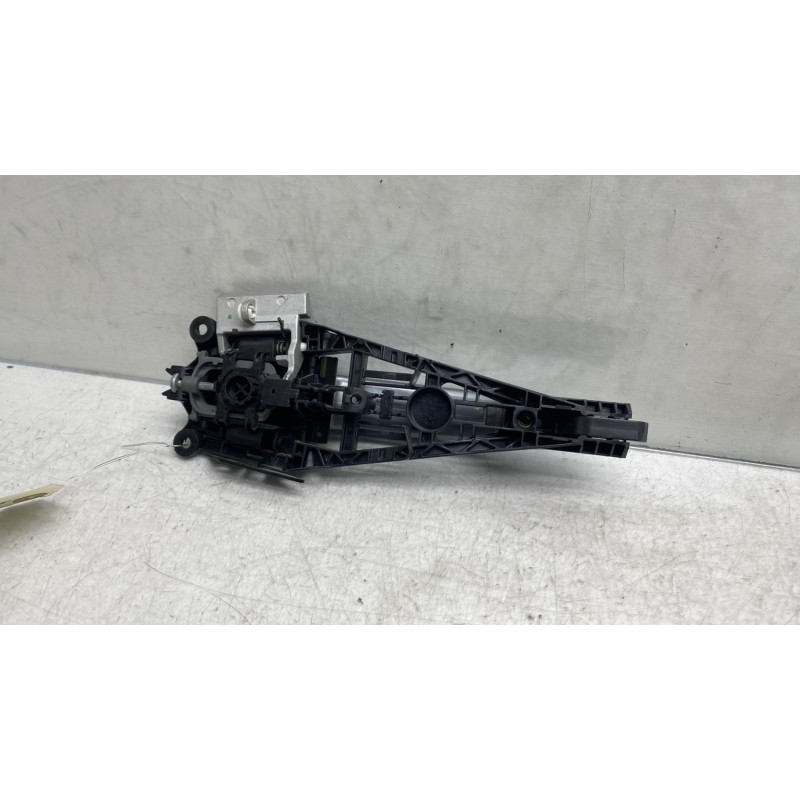 Poignee porte arriere gauche OPEL ZAFIRA TOURER C Photo n°1