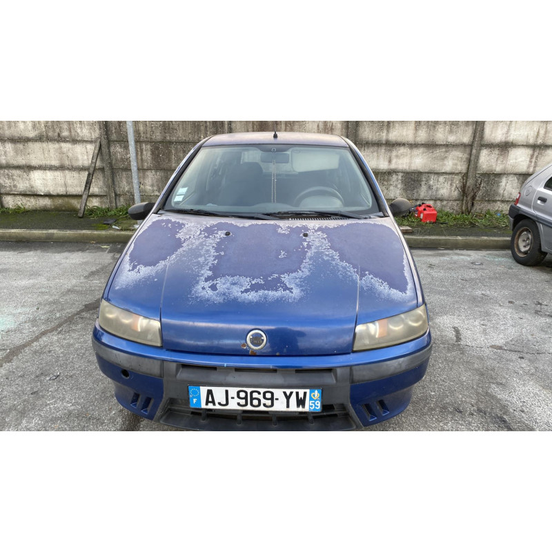 Feu arriere principal gauche (feux) FIAT PUNTO 2 Photo n°17