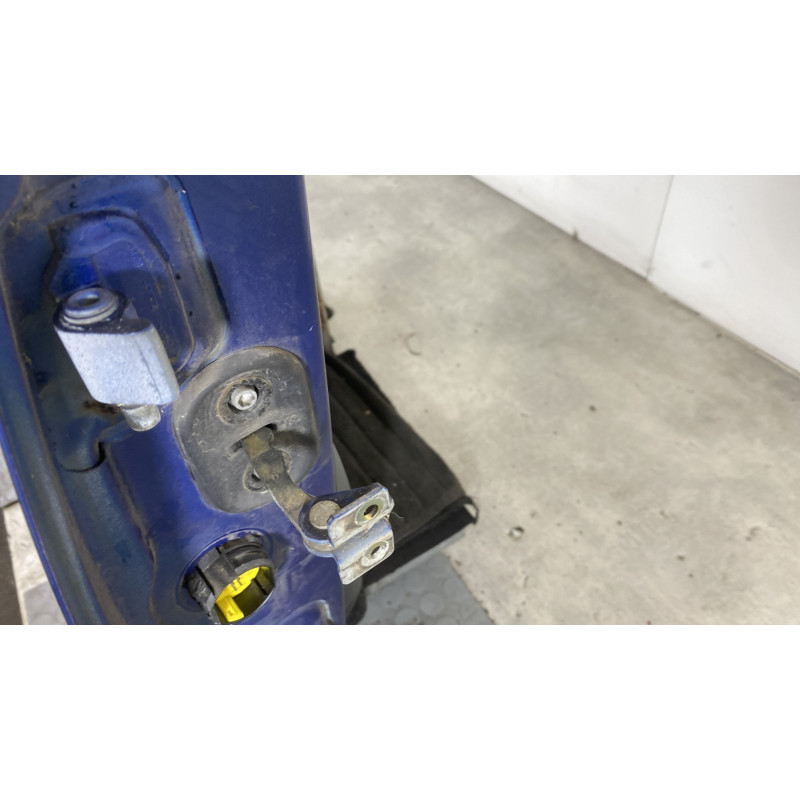 Porte avant droit FIAT PUNTO 2 Photo n°4