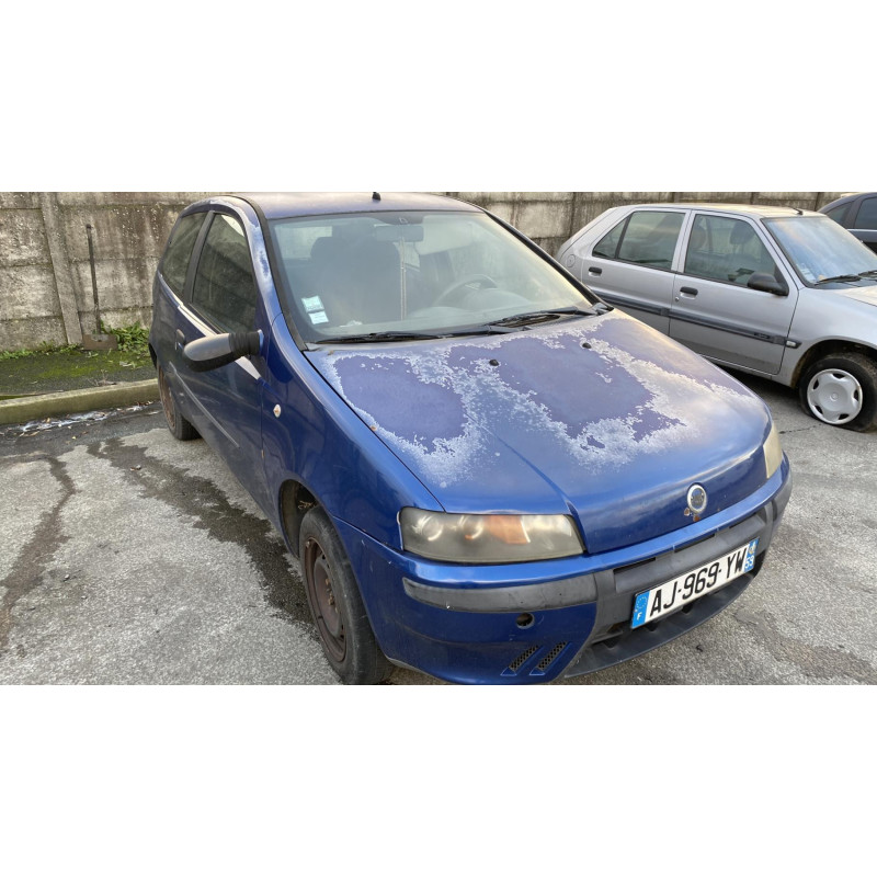 Porte avant droit FIAT PUNTO 2 Photo n°12
