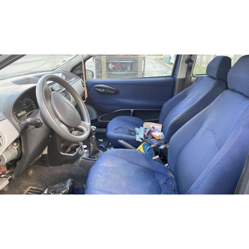 Porte avant droit FIAT PUNTO 2 Photo n°18