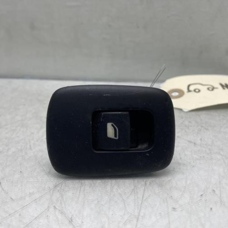 Interrupteur de leve vitre arriere gauche CITROEN C3 PICASSO Photo n°1