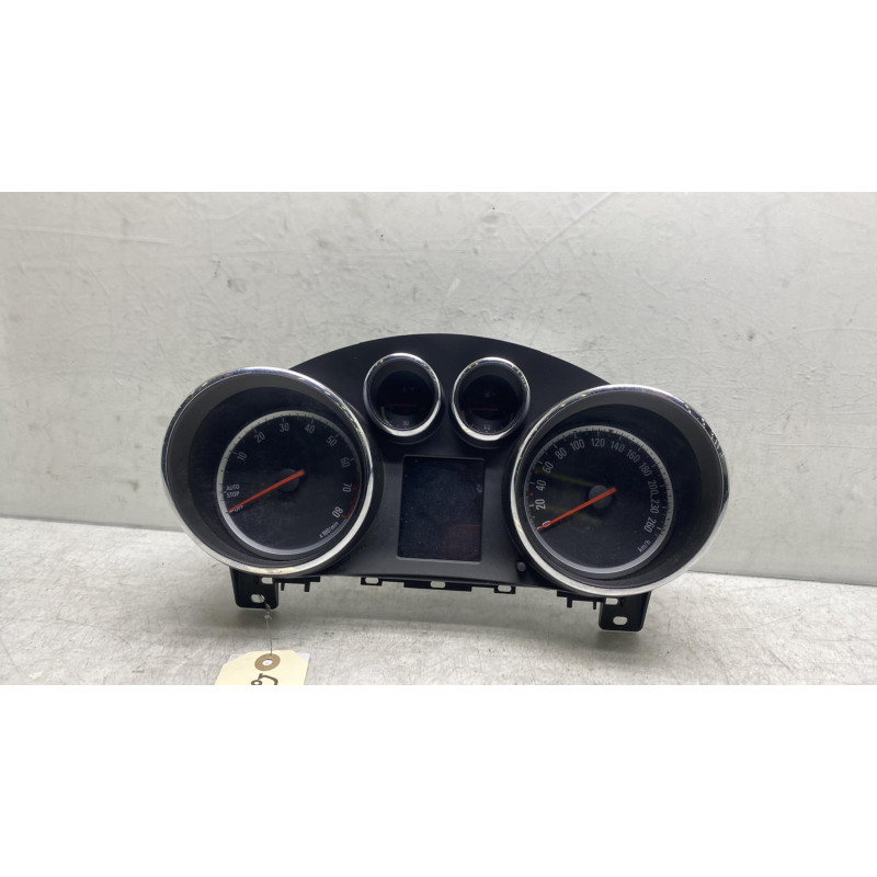 Compteur OPEL ZAFIRA TOURER C Photo n°2